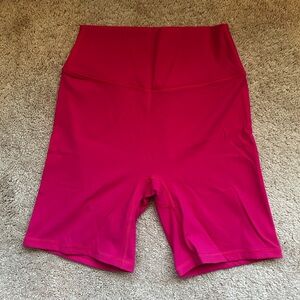 Kamo Fitness Serenity Shorts 6” Size Medium
